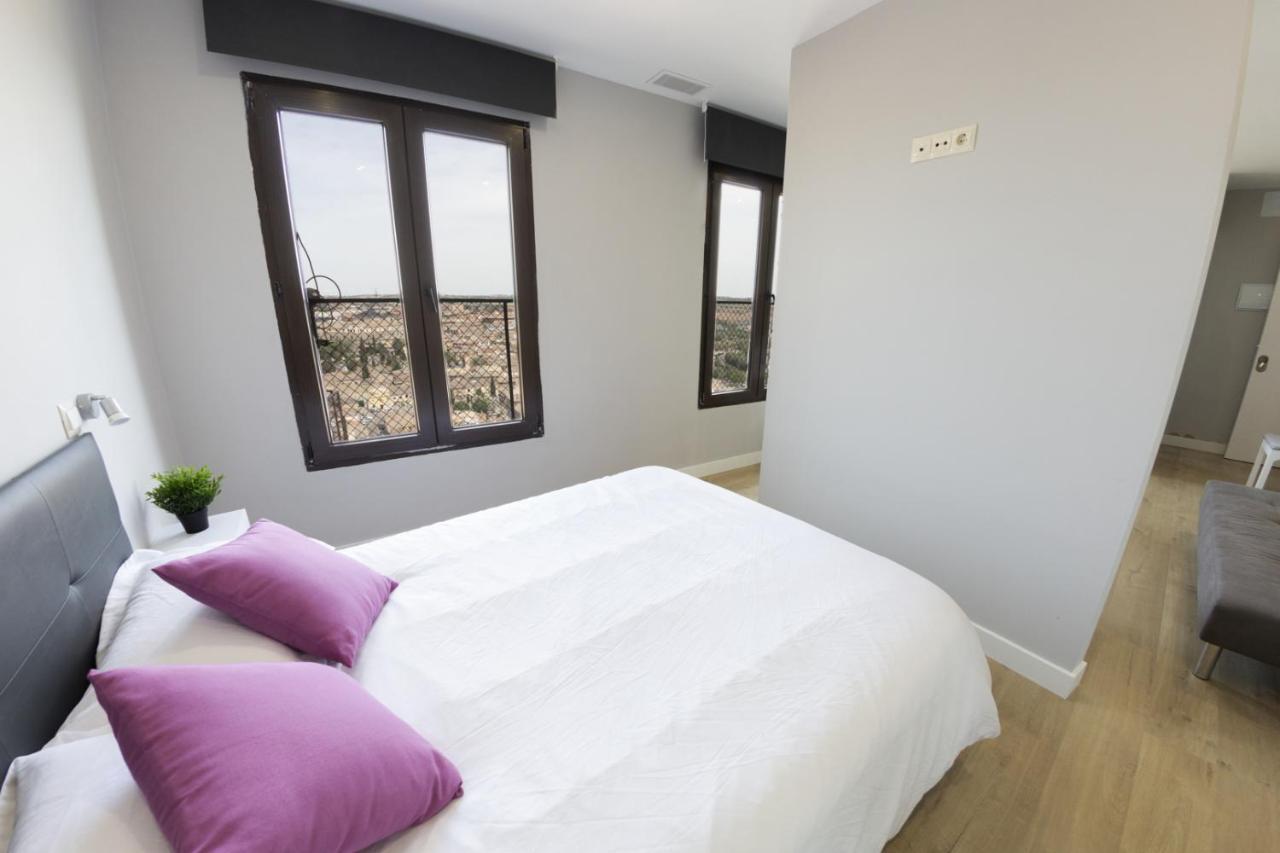 Nunez De Arce Toledo